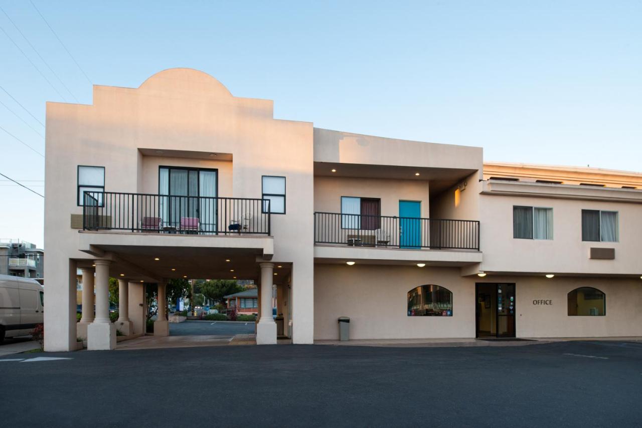 Edgewater Inn And Suites Pismo Beach Exterior foto